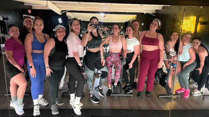 TOP CYCLE LLC Picture 1