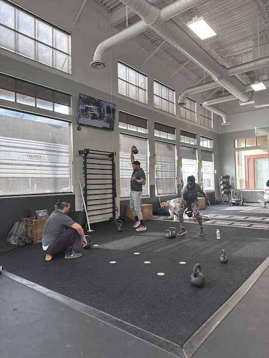 Snap Fitness Atlanta (Glenwood Park) Picture 9