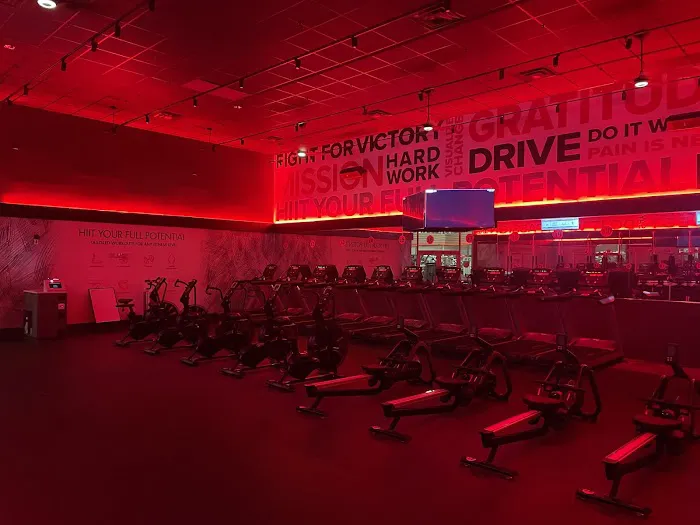 LA Fitness Picture 10