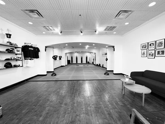 Strikers Haus Picture 8