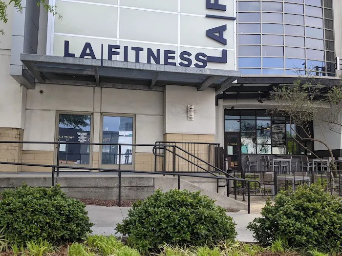 LA Fitness Picture 5