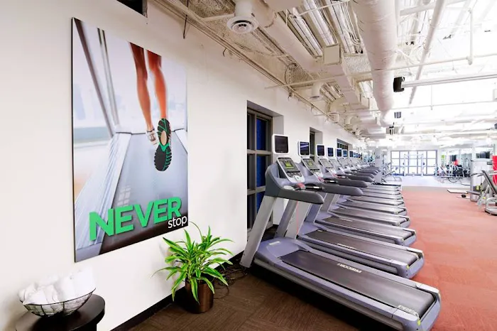 191 Resolution Fitness Picture 3