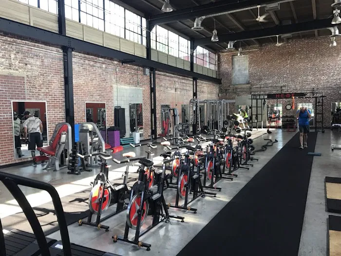 On The Move Fitness Optimal Performance Training Picture 2