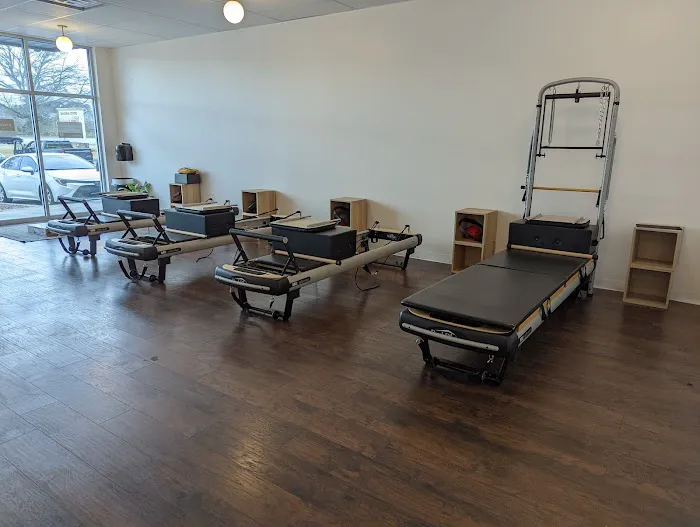 Endeavor Yoga + Pilates Picture 8