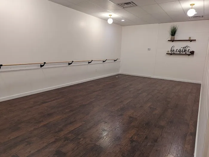 Endeavor Yoga + Pilates Picture 6