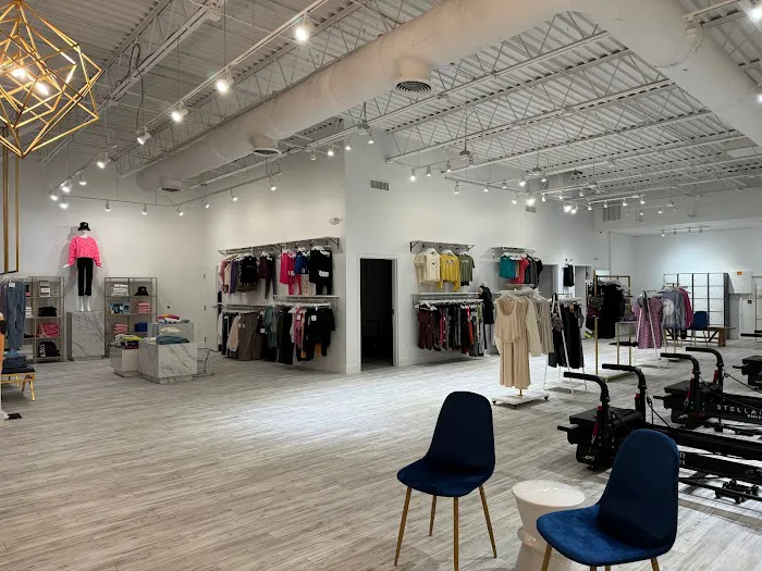 Stellar Bodies Picture 3