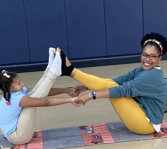 Mimi's Yoga Kids Picture 8