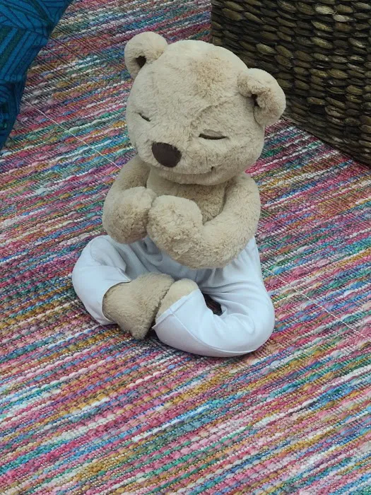 Mimi's Yoga Kids Picture 2