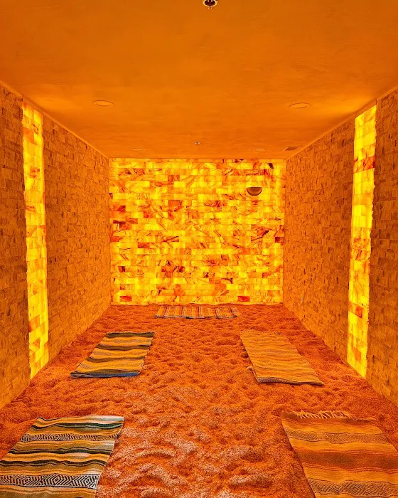 Akasha Yoga & Salt Therapy Picture 10