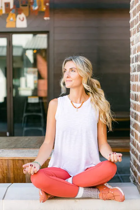 Akasha Yoga & Salt Therapy Picture 2