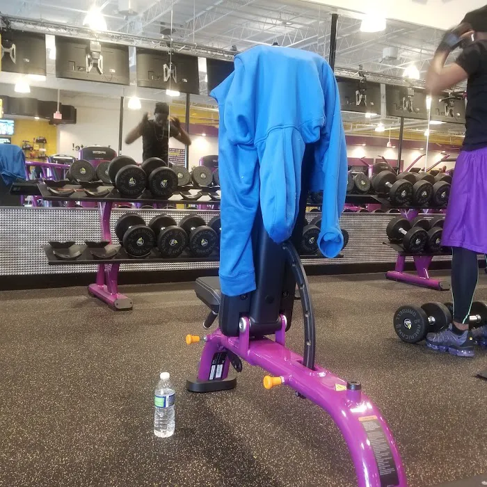 Planet Fitness Picture 6