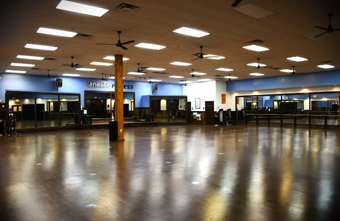 Onelife Fitness - Windermere Gym Picture 4