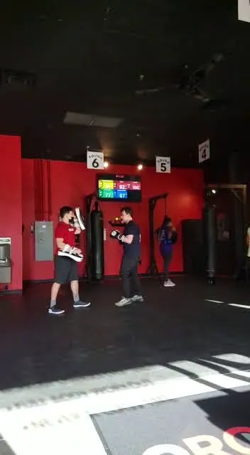 9Round - Suwanee Town Center Picture 5