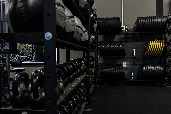 1858 athletic club Picture 4