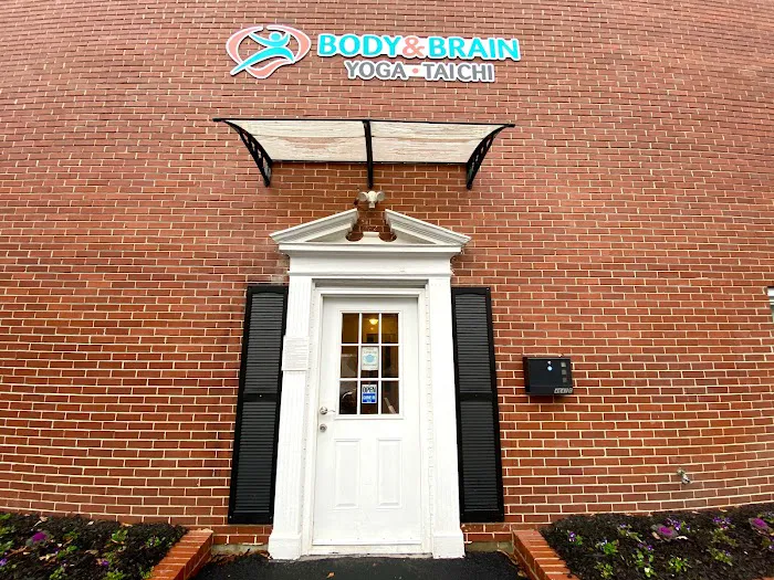 Body & Brain Yoga Tai Chi Picture 7