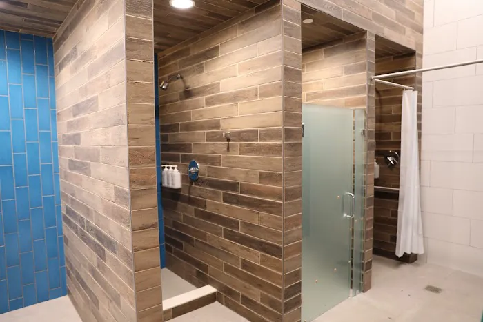 The Refinery Picture 7