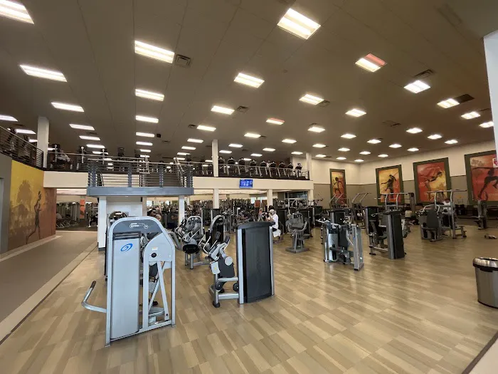 LA Fitness Picture 1