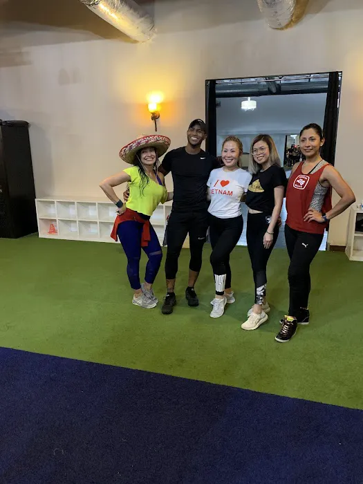 Fit Club International Picture 4