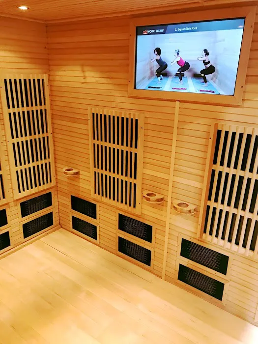 HOTWORX - Alpharetta, GA - N Main St. Picture 9