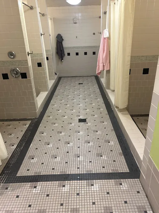 LA Fitness Picture 1