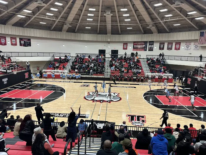 Tri Cities Gymnasium Picture 2