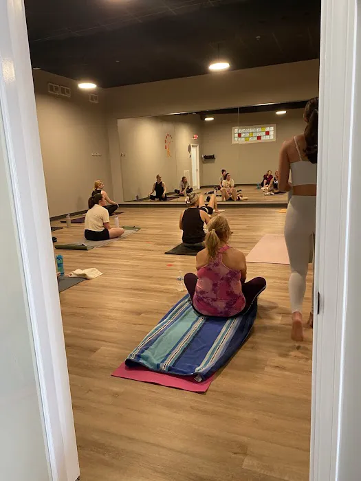 real hot yoga Alpharetta Picture 4