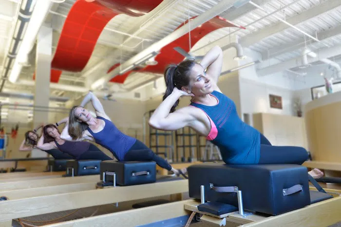 Studio Lotus Forsyth Picture 1