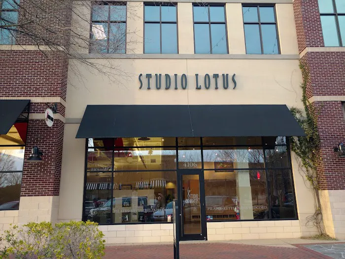 Studio Lotus Forsyth Picture 8