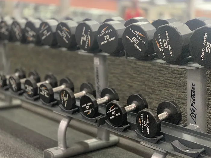 LA Fitness Picture 4