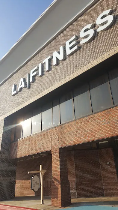 LA Fitness Picture 2