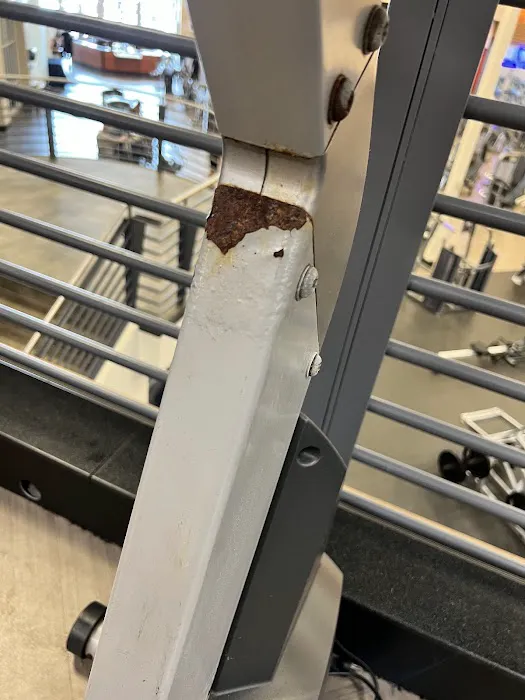 LA Fitness Picture 4