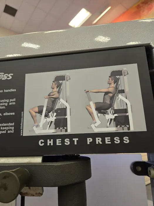 LA Fitness Picture 10