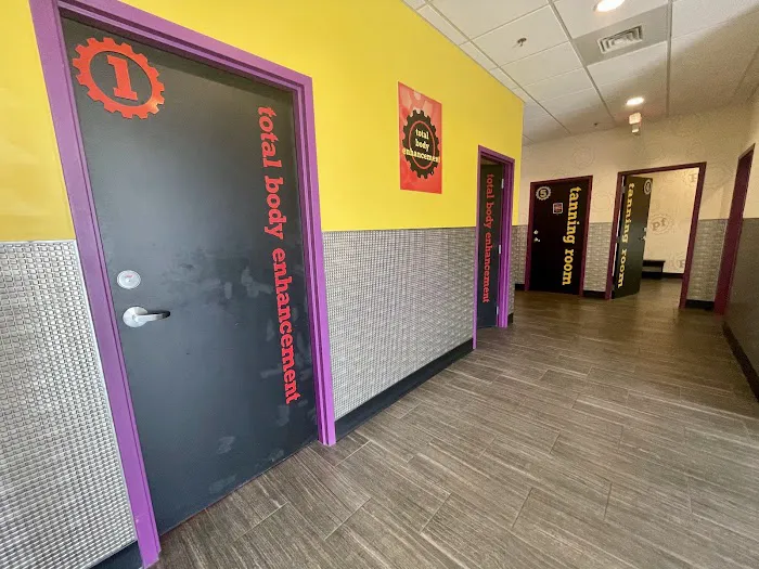 Planet Fitness Picture 6