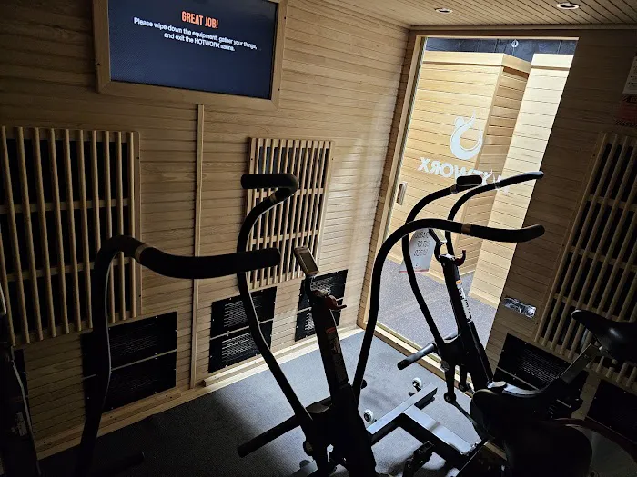 HOTWORX BUFORD Picture 1