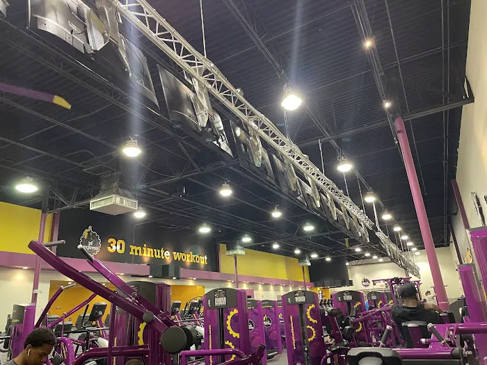 Planet Fitness Picture 2