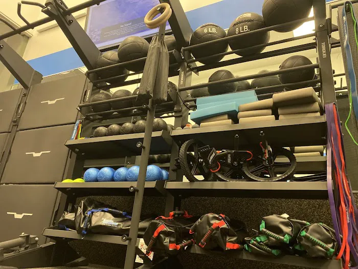 LA Fitness Picture 10