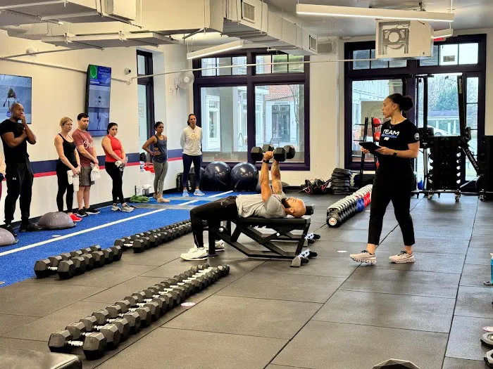 F45 Training Ivy Walk Picture 2