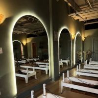 Carriage House | A Reformer Pilates & Wellness Collective ico