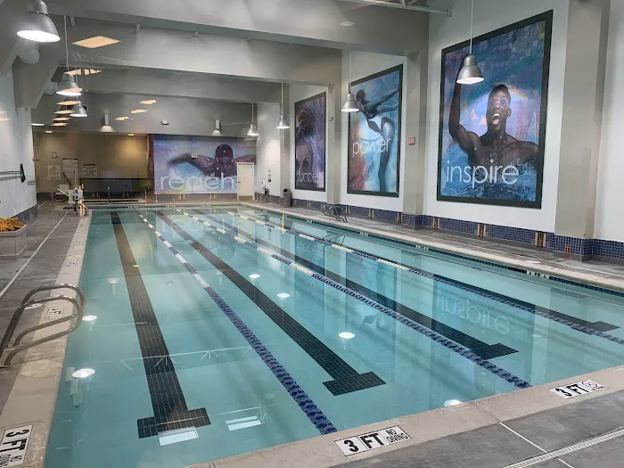 LA Fitness Picture 1