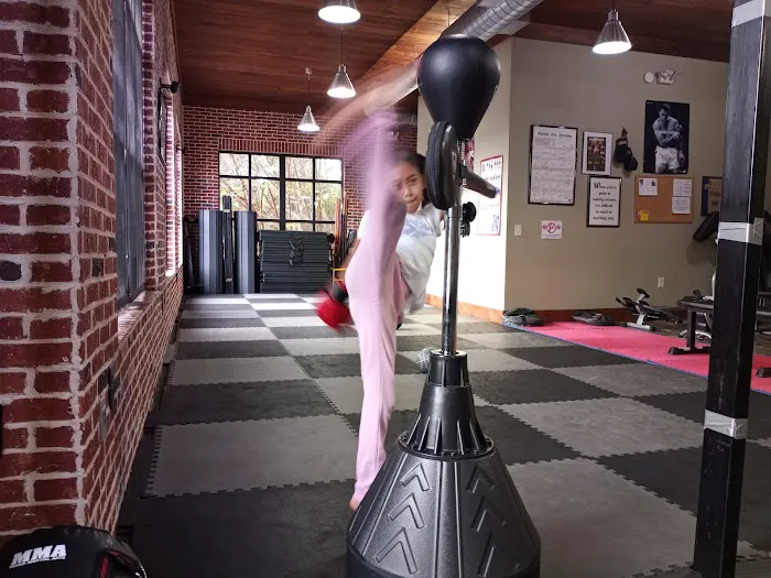 M&H Thunder Kickboxing Picture 2