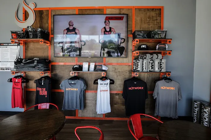 HOTWORX - Smyrna, GA - South Cobb Picture 2