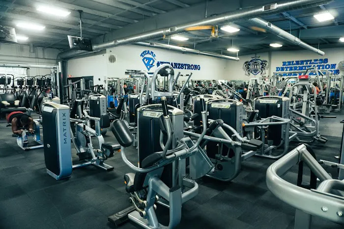 Titanz Fitness & Nutrition Picture 4