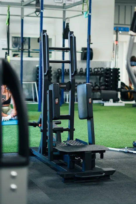 Titanz Fitness & Nutrition Picture 6