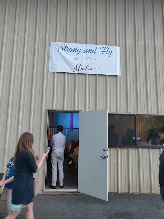 Strong and Fly Picture 10