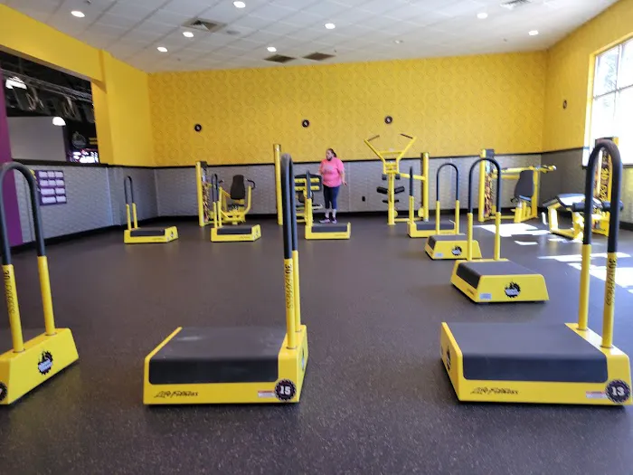 Planet Fitness Picture 6
