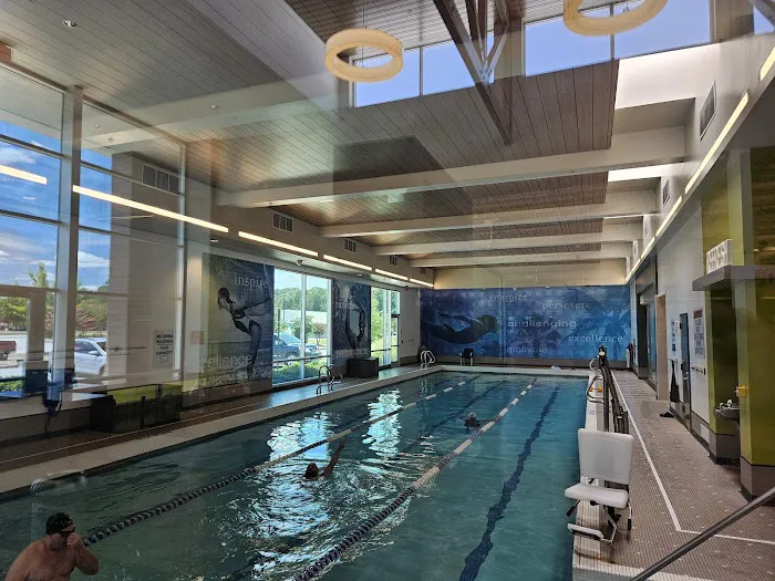 LA Fitness Picture 6