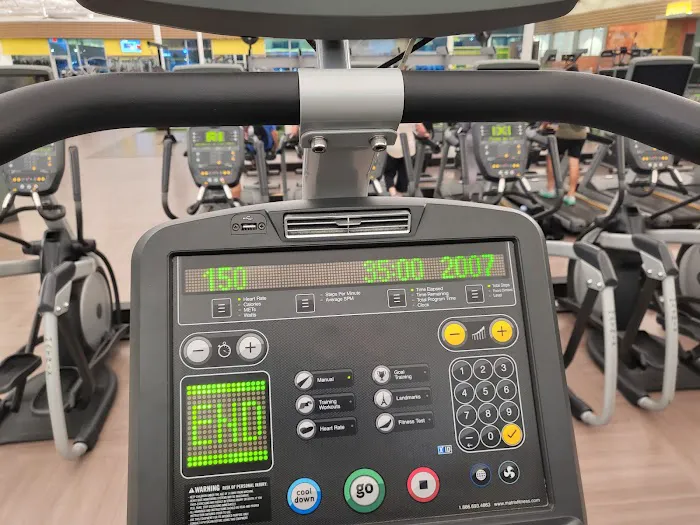 LA Fitness Picture 1