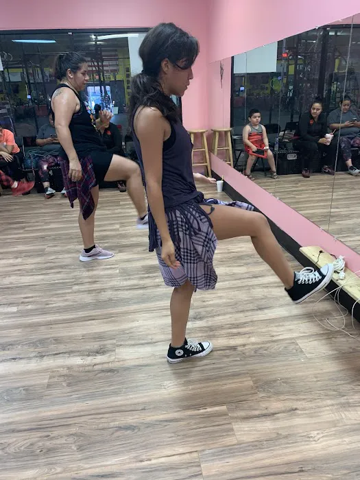 PAO&MORE DANCE FIT (ZUMBA) Picture 4