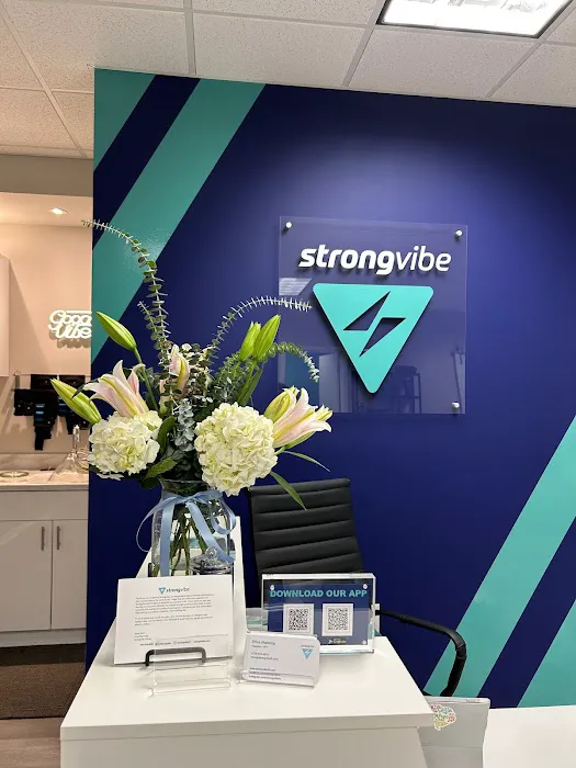 Strongvibe 20-Minute Body Muscle Stimulation Workout and Infared Sauna Picture 8