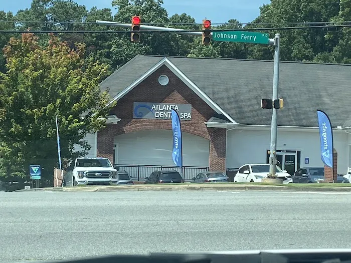 Strongvibe 20-Minute Body Muscle Stimulation Workout and Infared Sauna Picture 9